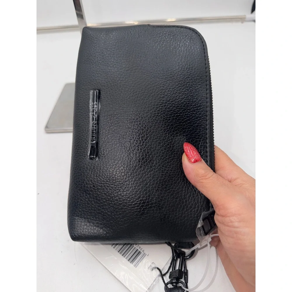 Steve Madden BTRELL Wristlet Black Pebbled Faux Leather Triple Zip MO192525